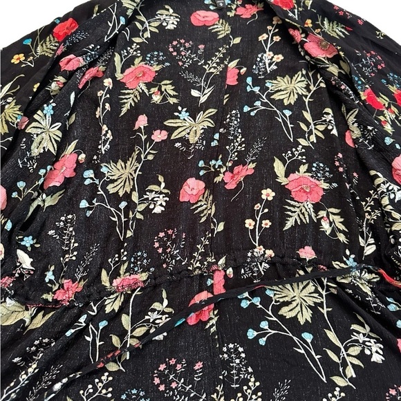 EXPRESS BLACK FLORAL CRINKLE GAUZE CINCH DRAWSTRING OPEN FRONT KIMONO TOP M - Picture 14 of 17